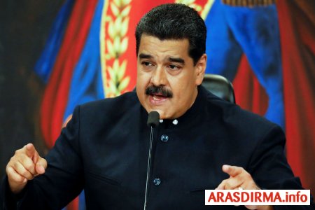Maduro suallarını bəyənmədiyi jurnalistləri ölkədən qovdu