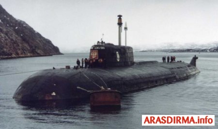 Rusiya sualtı gəmisi batdı - 14 əsgər öldü