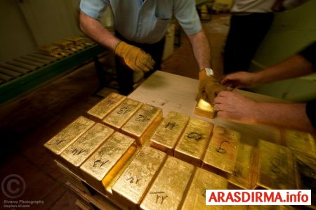 Azərbaycan bütün qızıl ehtiyatlarını satdı