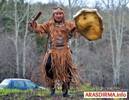Şaman ovu: Rusiyada “Putini qovacağını” vəd edən adamın tərəfdarlarına təzyiq davam edir