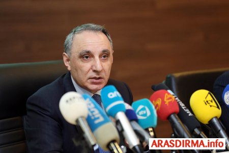 Baş prokuror Kamran Əliyev kollektivə təqdim edildi