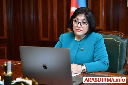Deputat Səhiyyə Nazirliyini tənqid etdi, spiker cavab verdi