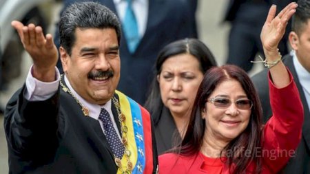 “ABŞ həyat yoldaşıma məndən boşanmağı təklif edib” - Maduro