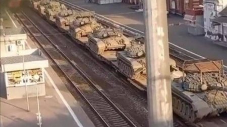 Onlarla rus tankı sərhədə doğru irəliləyir - Peyk görüntüləri ÜZƏ ÇIXDI (FOTO/VİDEO)