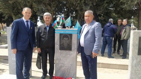 28 ildir itkin hesab olunan qazax əsgər Şəhidlər Xiyabanında tapıldı - Ailəsi ilk dəfə məzarı başında - FOTO