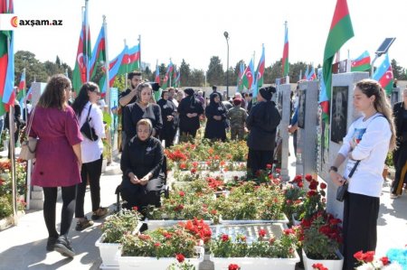 Şəhidlər Xiyabanı bu gün... - Fotolar