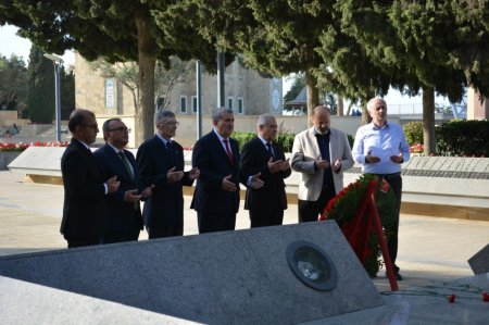 Nobel mükafatçısı Aziz Sancar Azərbaycanda-fotolar